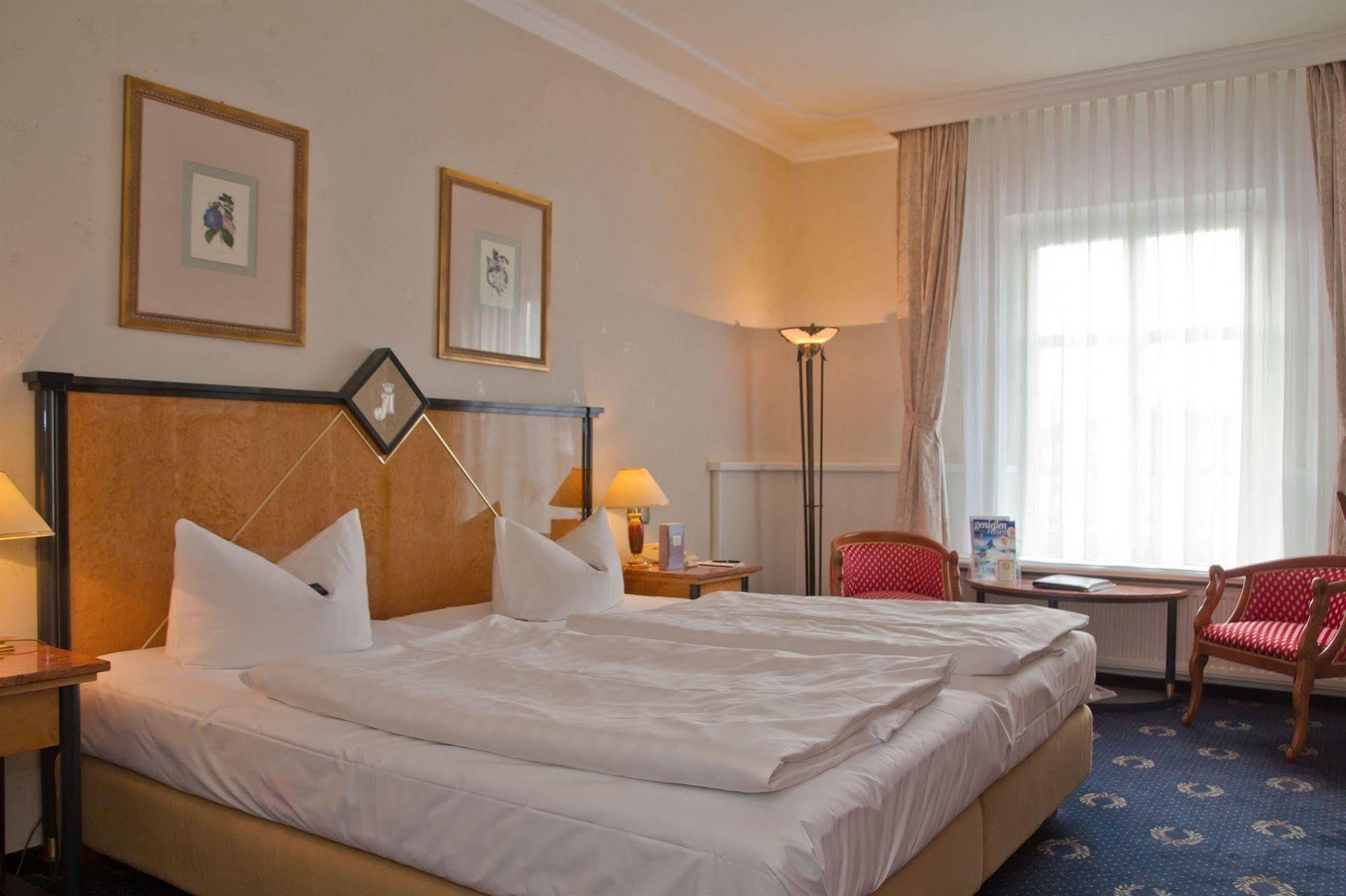 Seetelhotel Strandhotel Atlantic Heringsdorf  Exteriör bild