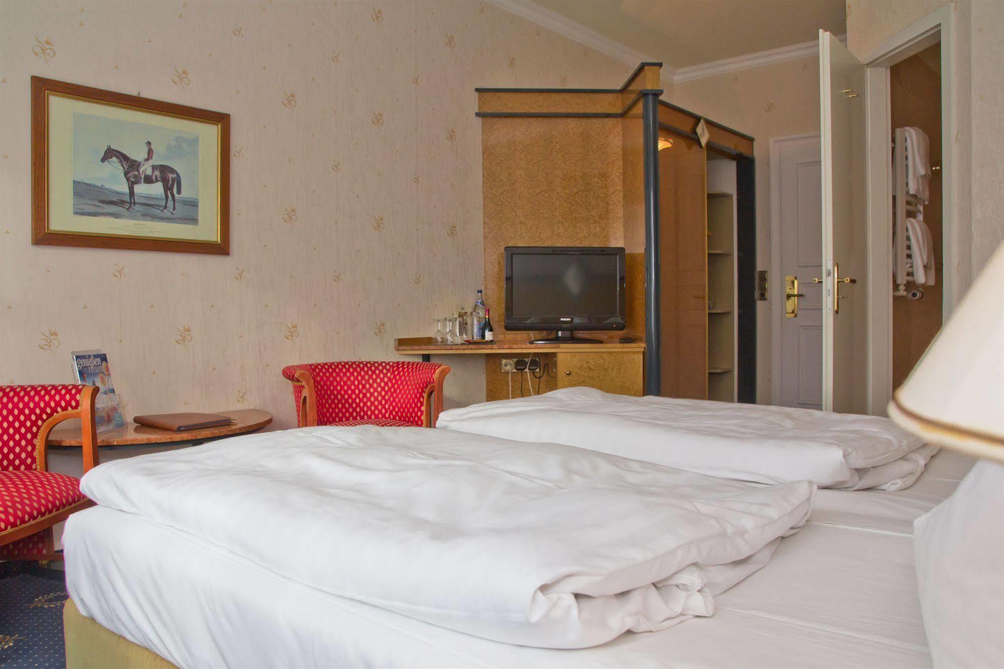 Seetelhotel Strandhotel Atlantic Heringsdorf  Exteriör bild