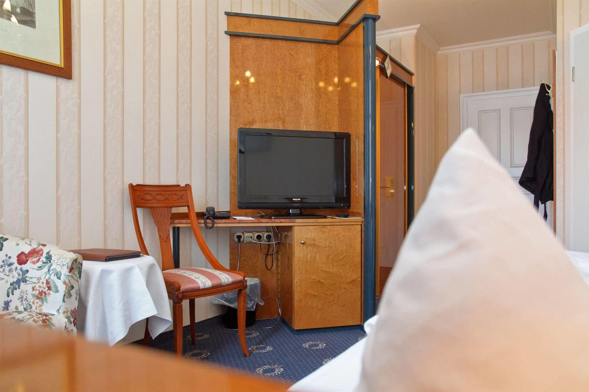Seetelhotel Strandhotel Atlantic Heringsdorf  Exteriör bild