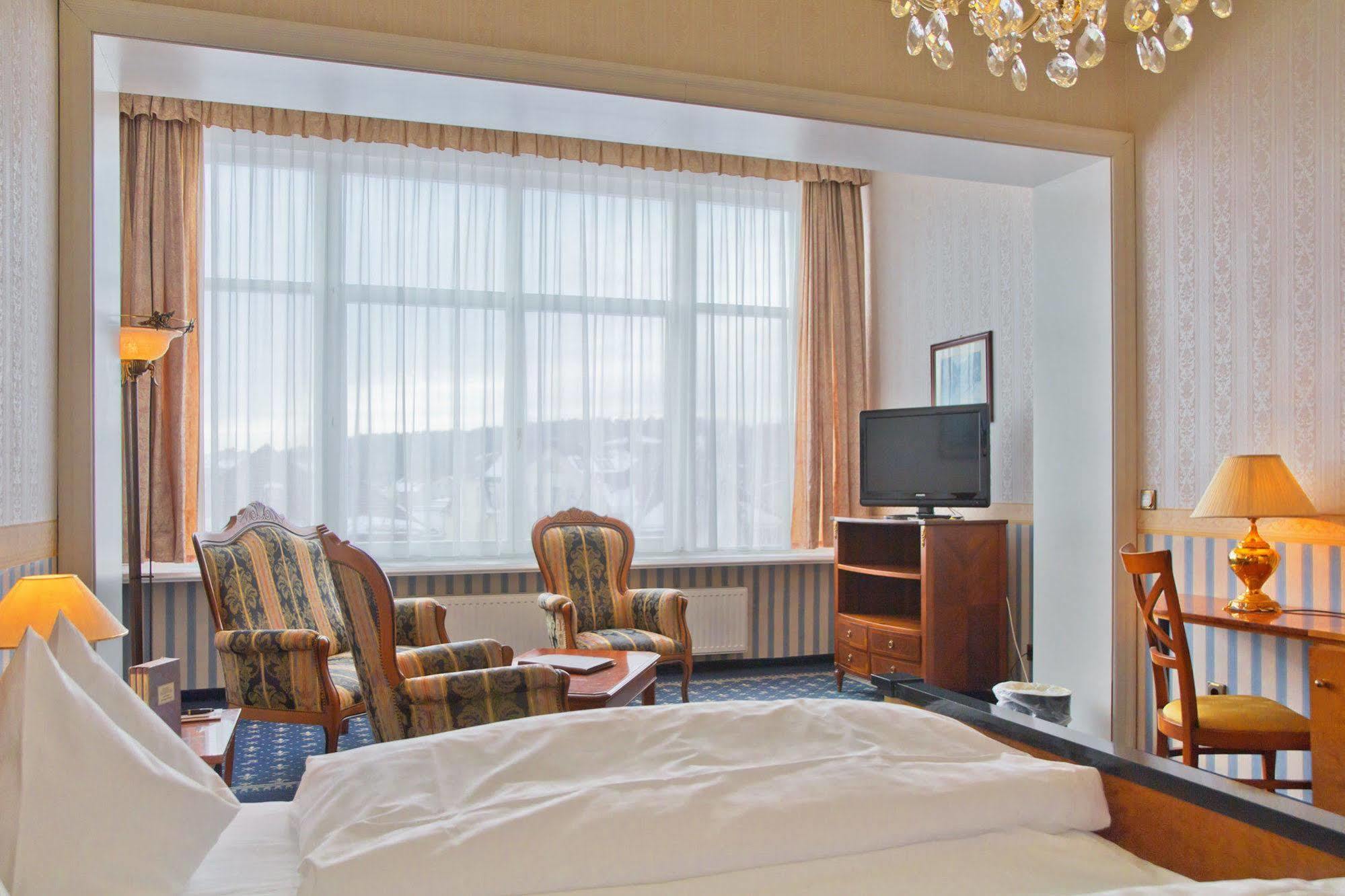 Seetelhotel Strandhotel Atlantic Heringsdorf  Exteriör bild
